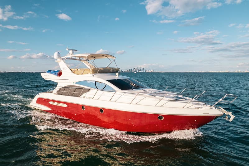 55' Azimut image 1