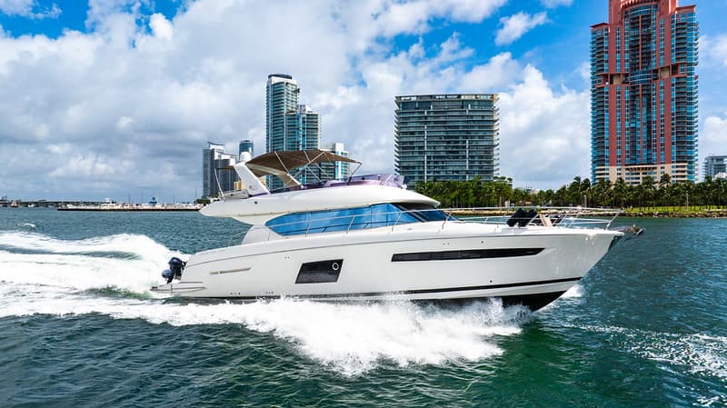 62' Prestige