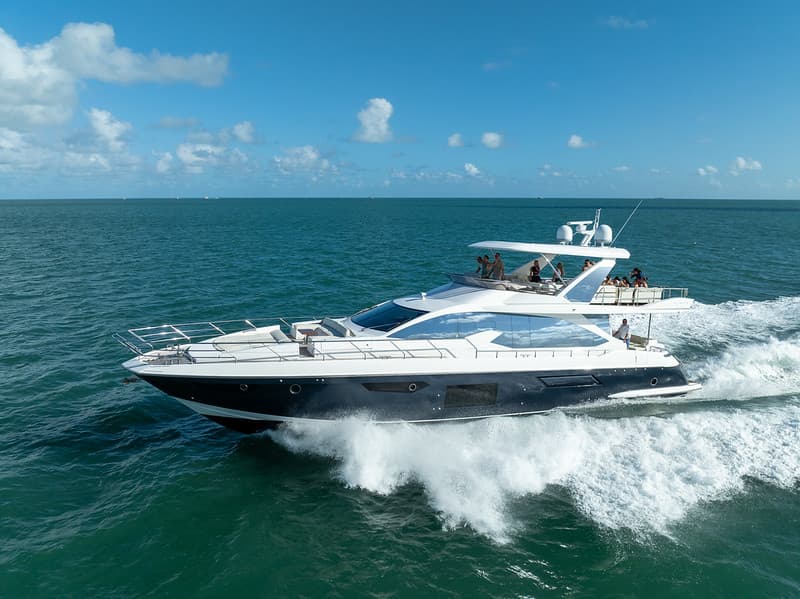 75' Azimut image 1